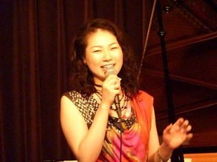 512hitomi1.jpg